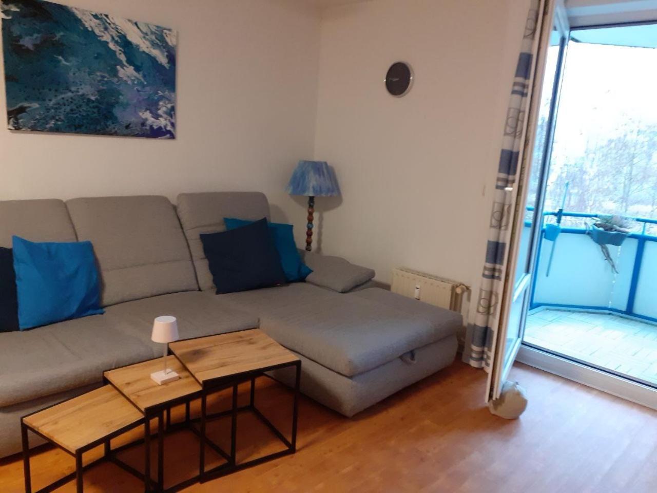 Aquamarin - Charmantes Appartement Mit Balkon Rostock Extérieur photo